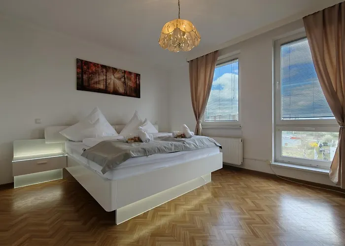 Bliss Place, Komfort Apartment Mit 2 Zimmern Und Balkon In Toplage