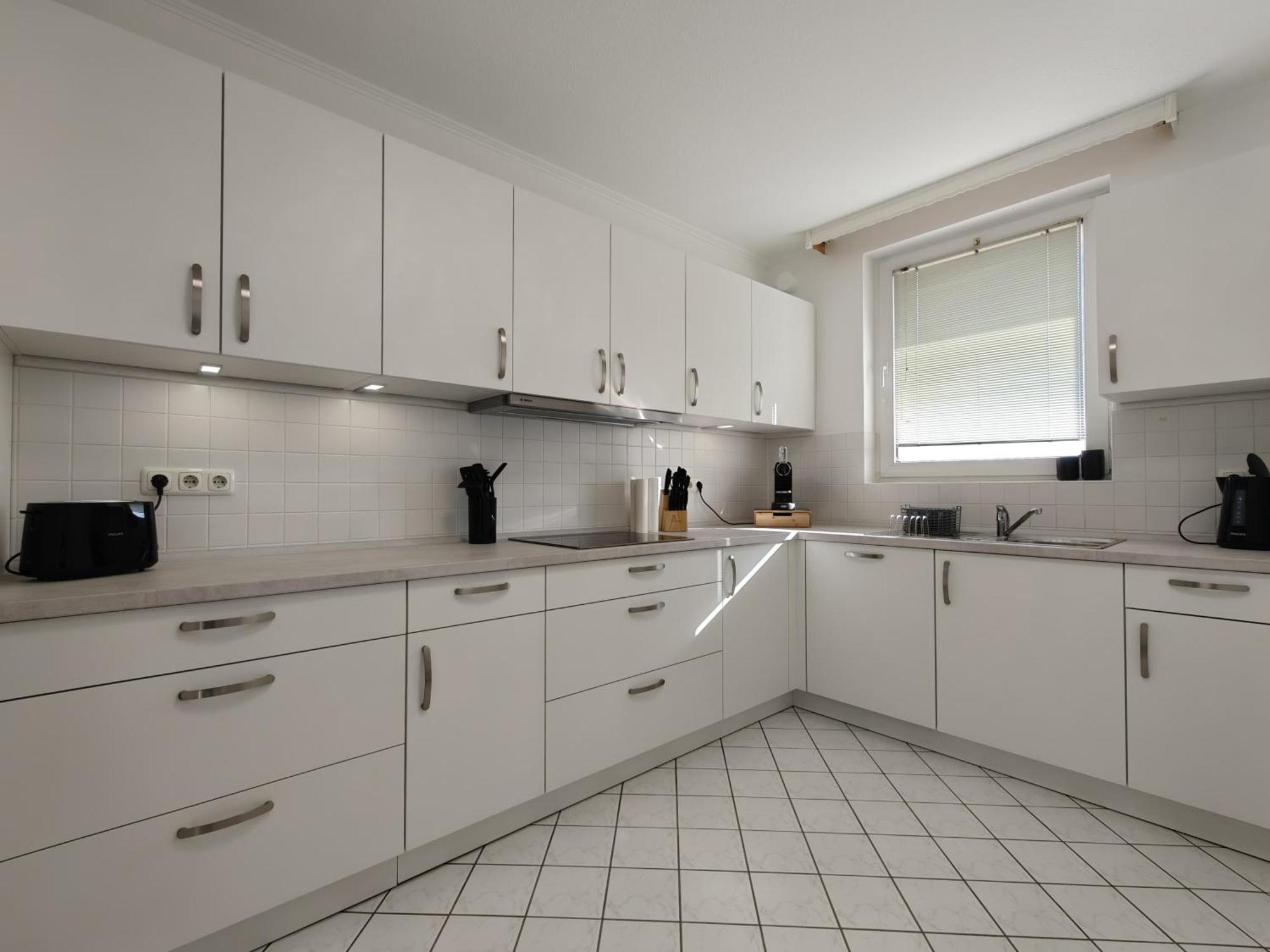 Bliss Place, Komfort Mit 2 Zimmern Und Balkon In Toplage Magdeburg